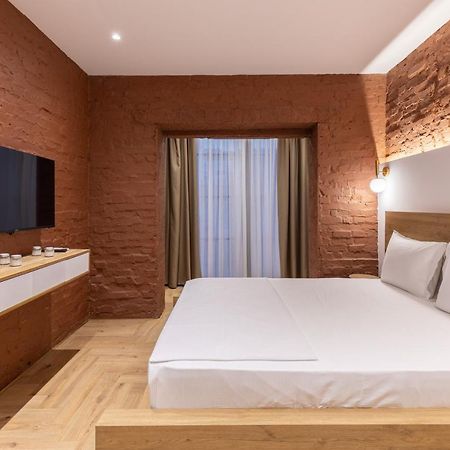 Vater Apartments Tirana Esterno foto