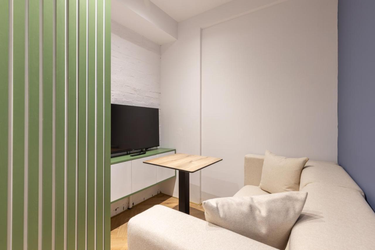 Vater Apartments Tirana Esterno foto