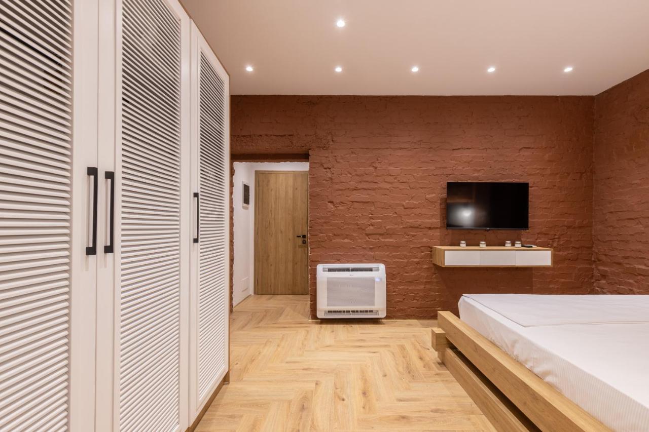 Vater Apartments Tirana Esterno foto