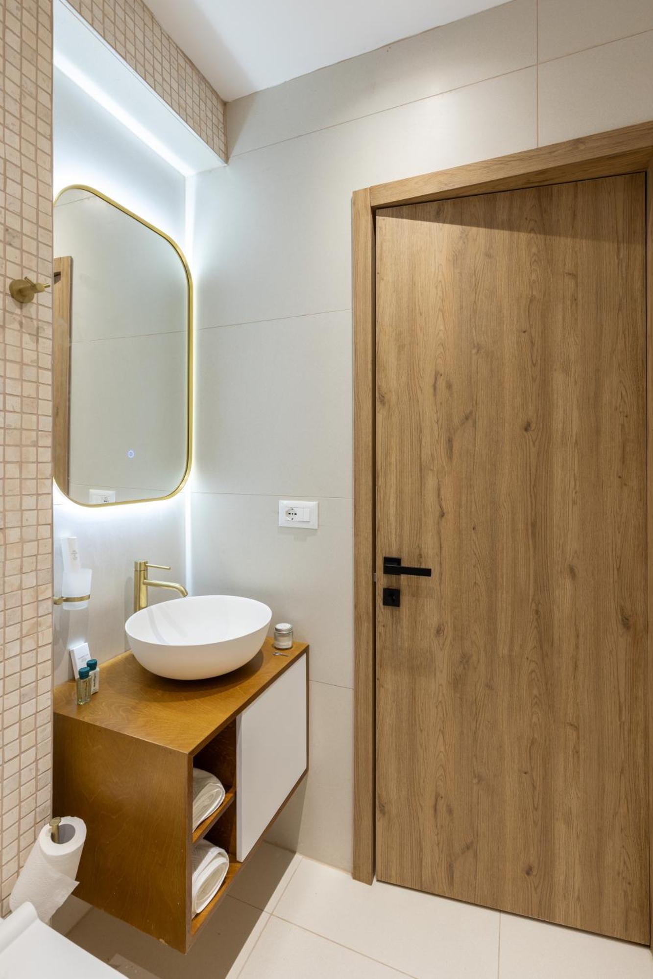 Vater Apartments Tirana Esterno foto